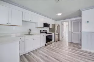 19506 Gulf Blvd, Indian Shores, FL 33785 - Photo 3