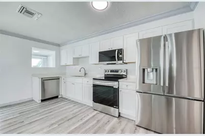 19506 Gulf Boulevard #4, Indian Shores, FL 33785 - Photo 5