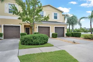 2148 Golden Falcon Dr, Ruskin, FL 33570 - Photo 3