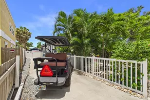 616 15th St N, Saint Petersburg, FL 33705 - Photo 3