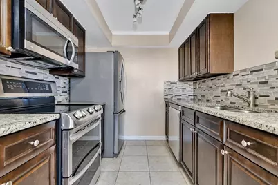 223 Dolphin Point, Clearwater Beach, FL 33767 - Photo 3