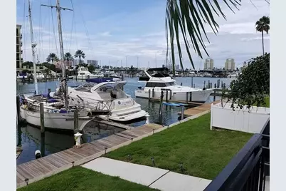 223 Dolphin Point, Clearwater Beach, FL 33767 - Photo 15