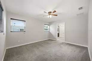 1901 Briarwood St, Dunedin, FL 34698 - Photo 9