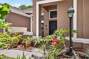 10737 Ayrshire Dr, Tampa, FL 33626 - Photo 3