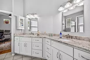 10737 Ayrshire Dr, Tampa, FL 33626 - Photo 15
