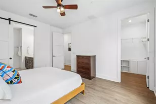 312 15th St N, Saint Petersburg, FL 33705 - Photo 21