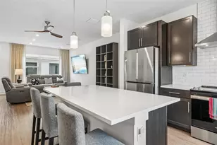 312 15th St N, Saint Petersburg, FL 33705 - Photo 5