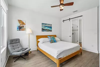 312 15th Street N, Saint Petersburg, FL 33705 - Photo 21