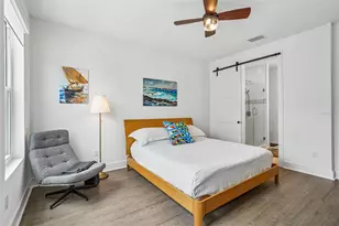 312 15th St N, Saint Petersburg, FL 33705 - Photo 21