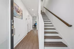 312 15th St N, Saint Petersburg, FL 33705 - Photo 3