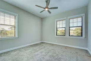 855 39th Ave N, Saint Petersburg, FL 33703 - Photo 39