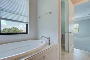 855 39th Ave N, Saint Petersburg, FL 33703 - Photo 15