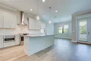 855 39th Ave N, Saint Petersburg, FL 33703 - Photo 7