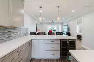 2073 Skimmer Ct W, Clearwater, FL 33762 - Photo 5