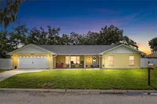 1103 Ridgefield Dr, Valrico, FL 33594 - Photo 1