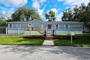 12119 Lamont Ave, New Port Richey, FL 34654 - Photo 1