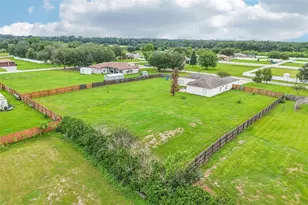 2206 Wooden Shoe Way, Plant City, FL 33567 - Photo 35