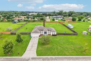 2206 Wooden Shoe Way, Plant City, FL 33567 - Photo 1