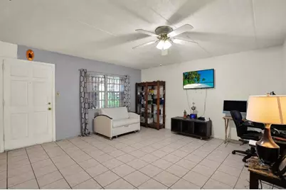 4701 Christa Court #341, Tampa, FL 33614 - Photo 5