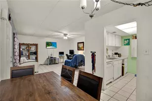 4701 Christa Ct, Tampa, FL 33614 - Photo 19