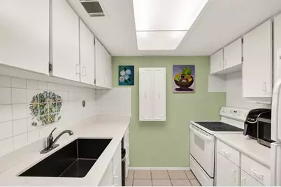 4701 Christa Court #341, Tampa, FL 33614 - Photo 13