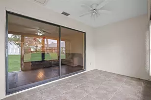 2556 Royal Pines Cir, Clearwater, FL 33763 - Photo 21