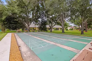 2556 Royal Pines Cir, Clearwater, FL 33763 - Photo 43