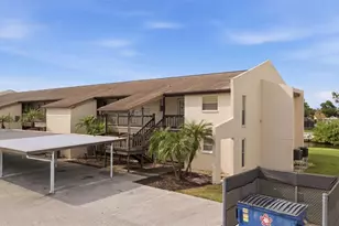 4555 Marine Pkwy, New Port Richey, FL 34652 - Photo 15