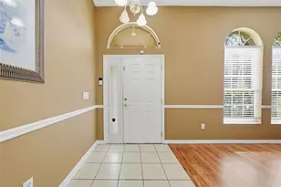 5553 Braddock Dr, Zephyrhills, FL 33541 - Photo 7