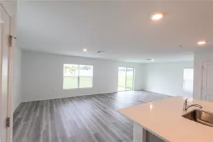 4409 Sand Dollar Wy, Zephyrhills, FL 33541 - Photo 23