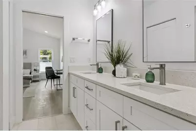 7211 Orpine Drive N, Saint Petersburg, FL 33702 - Photo 19