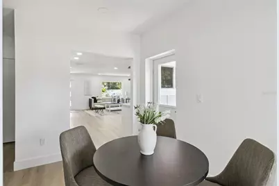 7211 Orpine Drive N, Saint Petersburg, FL 33702 - Photo 11