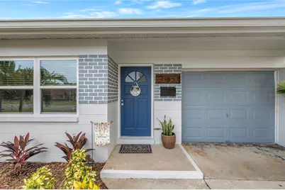 1165 66th Avenue S, Saint Petersburg, FL 33705 - Photo 5