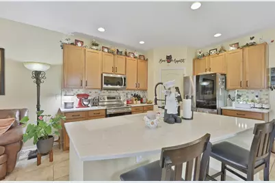 8718 Turnstone Haven Place, Tampa, FL 33619 - Photo 9