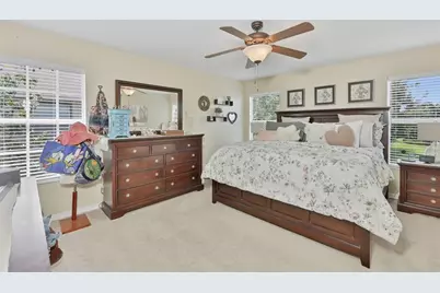 8718 Turnstone Haven Place, Tampa, FL 33619 - Photo 17
