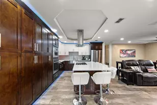 5015 20th Ave N, Saint Petersburg, FL 33710 - Photo 5