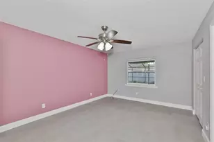 8433 Somerset Dr, Largo, FL 33773 - Photo 15
