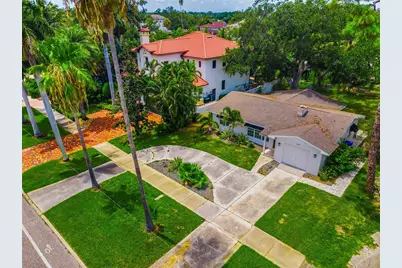 910 Snell Isle Boulevard NE, Saint Petersburg, FL 33704 - Photo 5