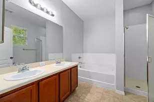 11920 Palm Bay Ct, New Port Richey, FL 34654 - Photo 19