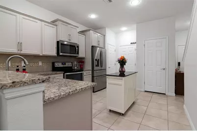 9213 Hillcroft Drive, Riverview, FL 33578 - Photo 3