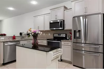 9213 Hillcroft Drive, Riverview, FL 33578 - Photo 7