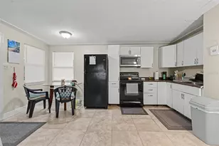 10598 106th Ave, Largo, FL 33773 - Photo 5