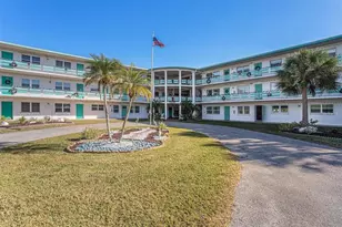 1900 59th Ave N, Saint Petersburg, FL 33714 - Photo 1