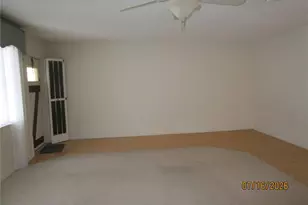 1900 59th Ave N, Saint Petersburg, FL 33714 - Photo 3
