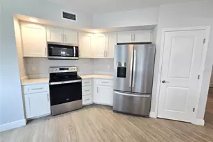 960 Starkey Rd, Largo, FL 33771 - Photo 9