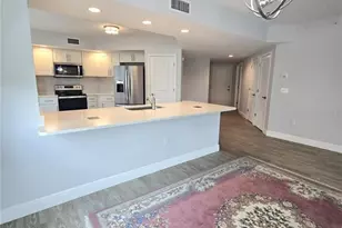 960 Starkey Rd, Largo, FL 33771 - Photo 15