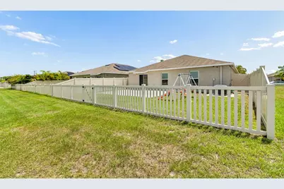 928 Zone Tailed Hawk Place, Ruskin, FL 33570 - Photo 33