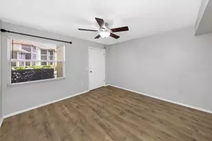 2400 Feather Sound Dr, Clearwater, FL 33762 - Photo 15