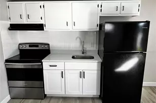1104 E 140th Ave, Tampa, FL 33613 - Photo 9