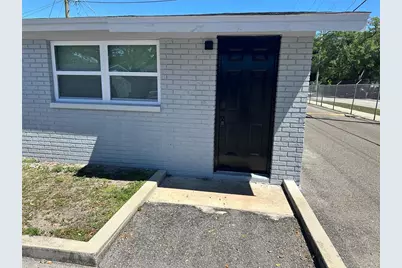 1104 E 140th Avenue #B, Tampa, FL 33613 - Photo 3